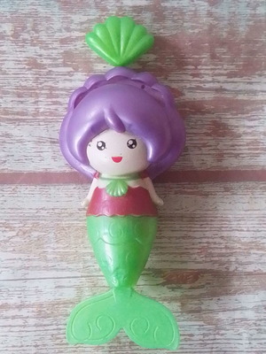 Bath mermaid toy used, wind-up swimming figure with tail movement