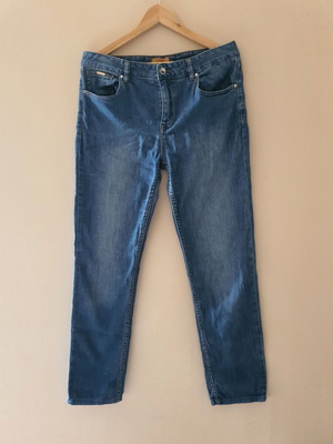 Sacoor Brothers men's jeans size 44 W34in used, blue