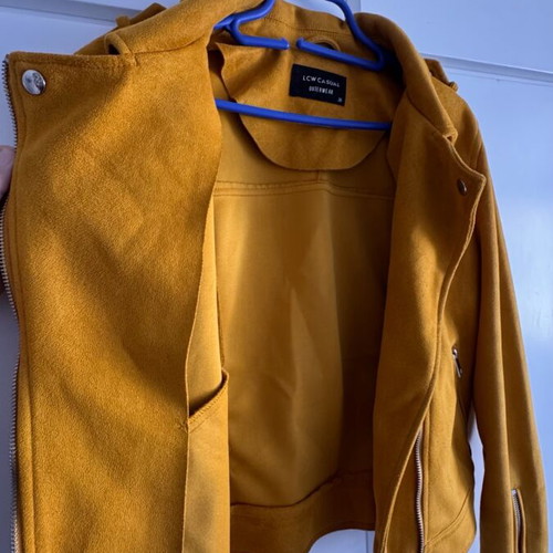 LC Waikiki autumn jacket size M, 100% polyester, camel effect