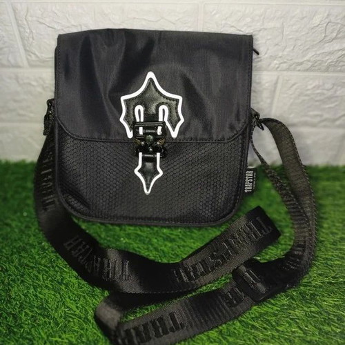 Trapstar Crossbody Bag like new, black