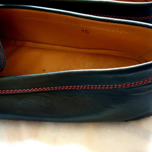 TOD'S FERRARI LOAFERS like new