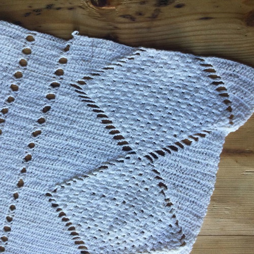 Vintage handmade knitted table runner 160x40 cm used