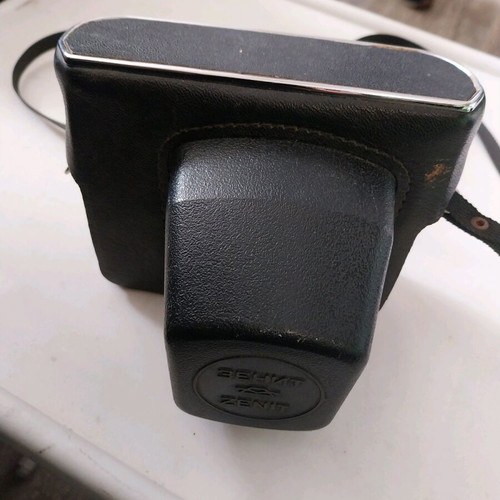 Zenit 12xp camera used with leather case