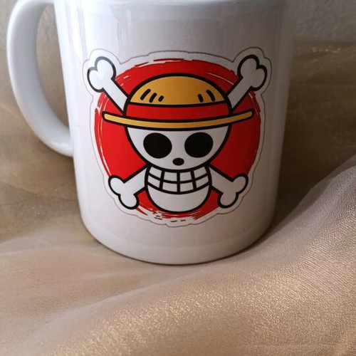 One Piece mug new with the flag