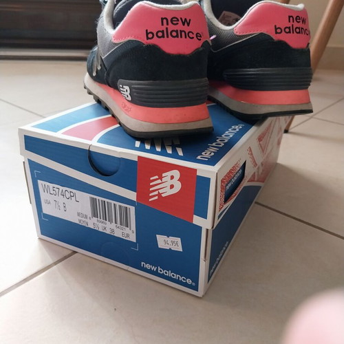 New Balance athletic shoes used, black-pink, size 38