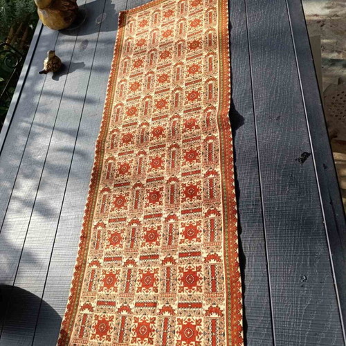 Cross-stitch table runner like new