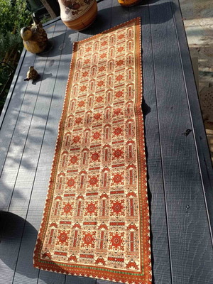 Cross-stitch table runner like new