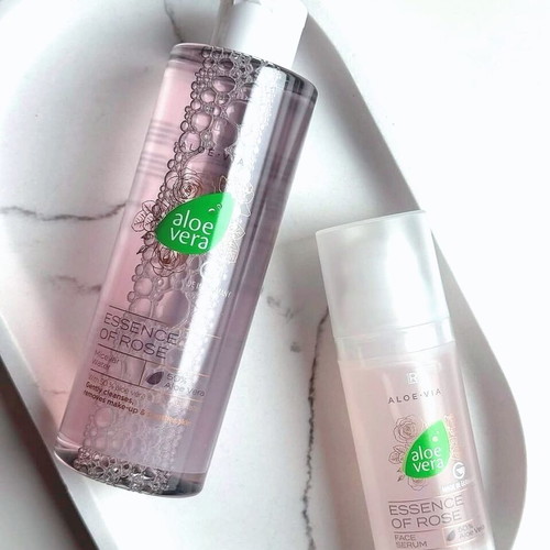 Aloe Vera Essence of Rose Skin Care Set new