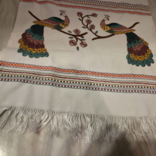 Handmade table runner like new with peacock design