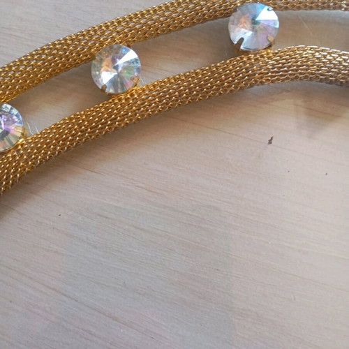 Adjustable metal belt like new with rhinestones gold color