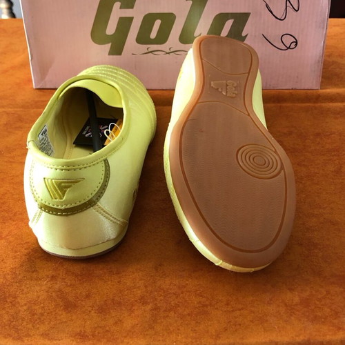 Branded women's athletic shoes used size 39