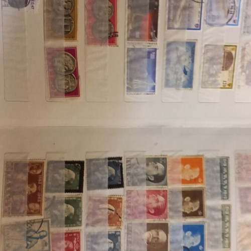 Stamps 600 Greek and foreign like new, in 3 albums