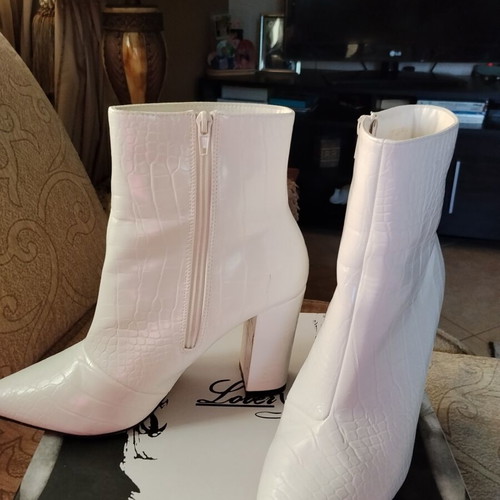 White Crocodile Pattern Ankle Boots like new