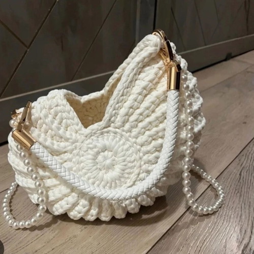Handmade knitted bag shell shape with pearl strap, new, white and gold