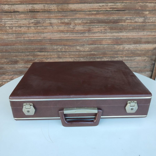 Vintage briefcase used, brown with checked lining
