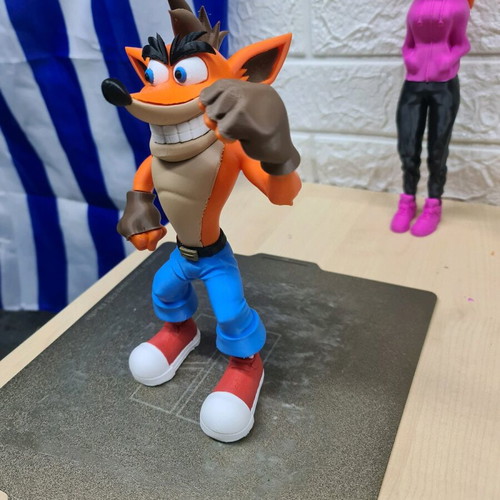 Φιγούρα 3D Crash Bandicoot 24cm καινούργιο