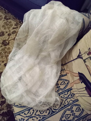 Silk scarf like new, Indian sugar pattern