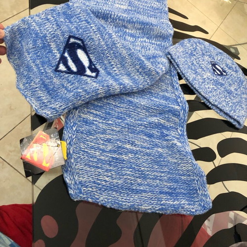 Superman blue scarf and beanie new with Superman logo