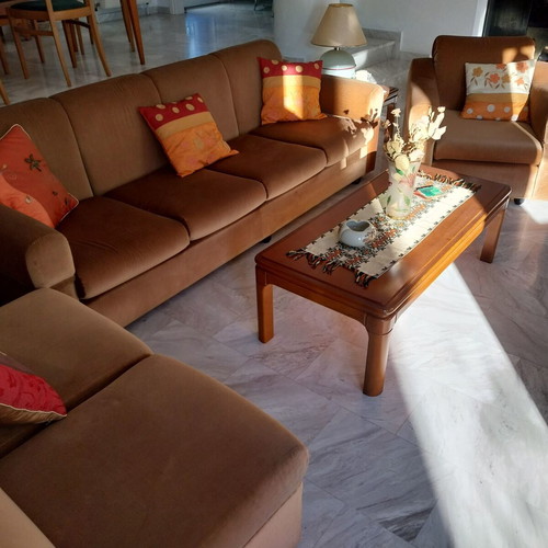 Classic living room set, 8 pieces, brown velvet