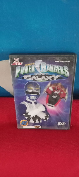 42.POWER RANGERS - GALAXY