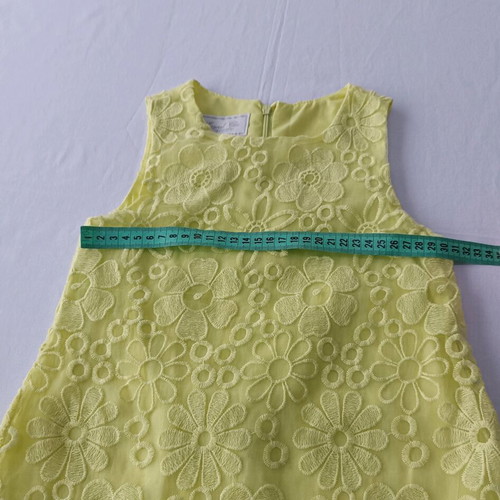 Mayoral dress for girl 6 years like new, lemon yellow with floral lace