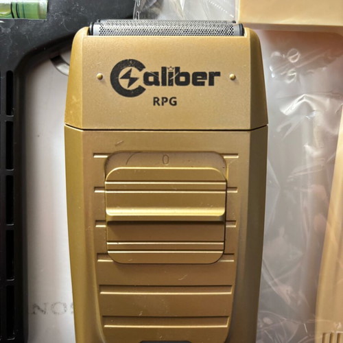 Barber tools like new, 2 Flat Top, Caliber shaver, Kemei trimmer