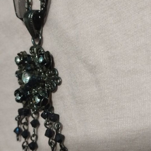 Gothic Victorian pendant necklace with organza ribbon and black stones like new