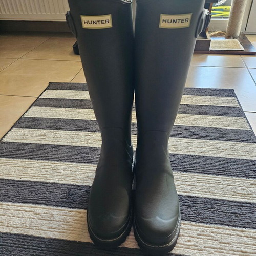 Hunter boots size 39, like new, green