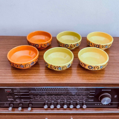 YALCO ceramic serving bowls set of 7 used, floral vintage retro