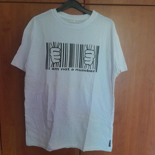 Short-sleeve 100% cotton shirt new, size Large/XL