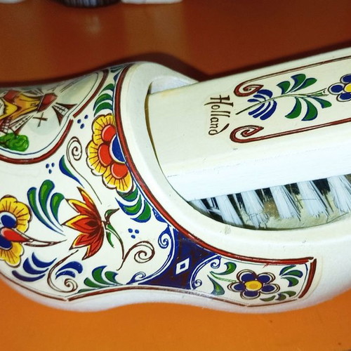 Souvenir decorative brush from Holland used