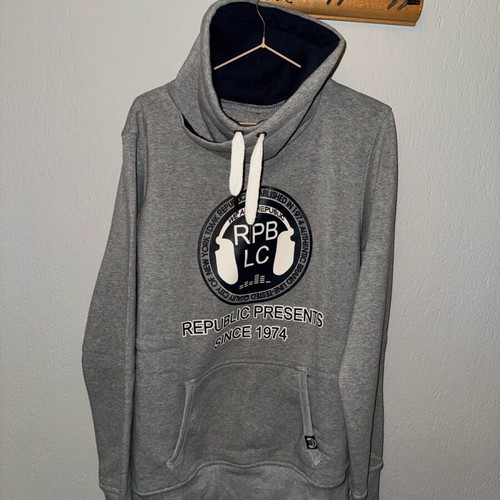 Men's gray Republic Presents hoodie with high neck, like new, size XL