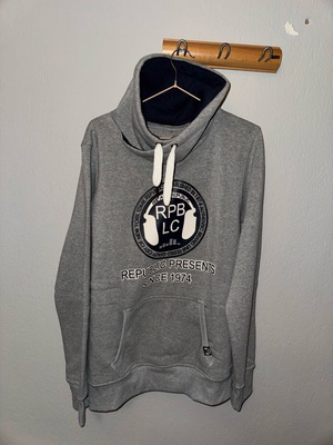 Men's gray Republic Presents hoodie with high neck, like new, size XL