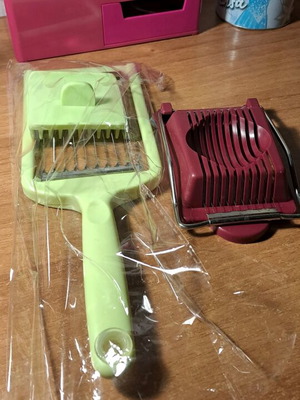 Egg slicers new, set of two