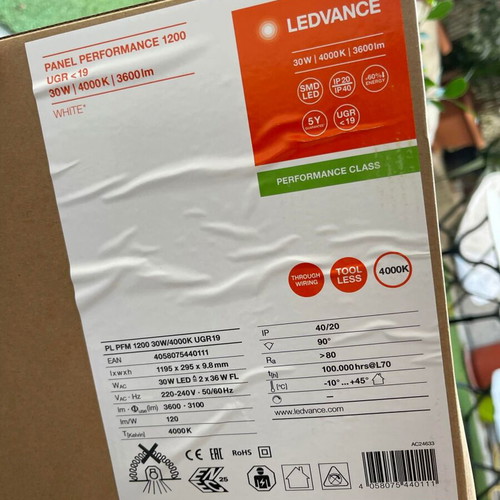 LEDVANCE Panel Performance 1200x300 UGR19 LED 30W 4000K new