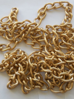 Aluminum chain gold 3 meters 28x17 mm new