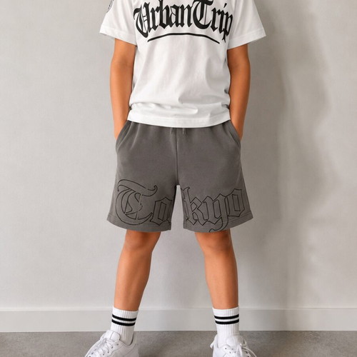Zara Streetwear Style Set like new, T-Shirt Urban Trip & Tokyo Shorts