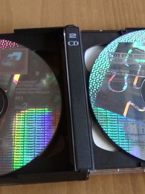 Microsoft Office 2000 Premium 4CD like new, authentic package