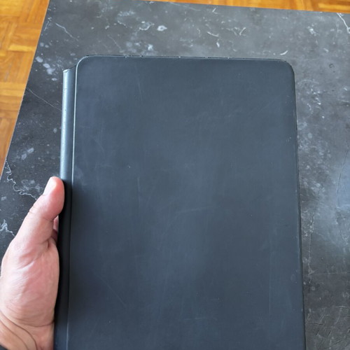 Apple iPad Pro 11” (2018) 64GB Wi-Fi with Magic Keyboard like new