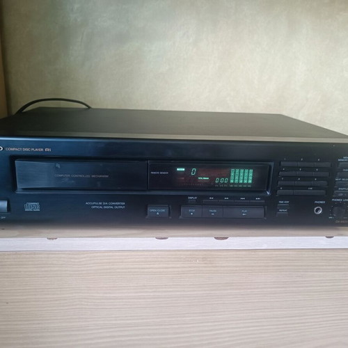 Onkyo DX-6920 CD player like new