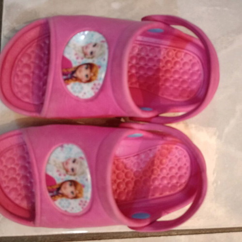Pink slippers like new, size 22-23