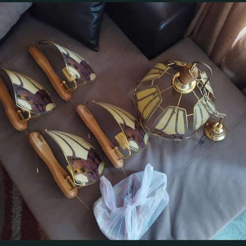 Alfa lighting set with 4 wall sconces and 1 chandelier like new