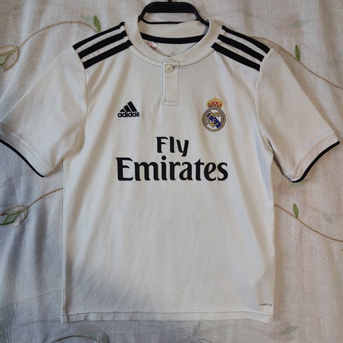 Real Madrid kids football jersey Adidas 2018/2019 season like new