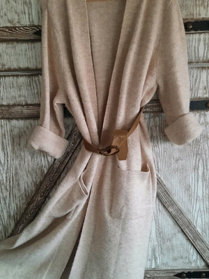 Zara long cardigan beige like new with belt