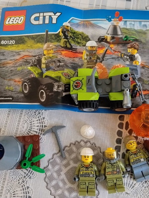 Lego City Volcano Starter Set 60120 used
