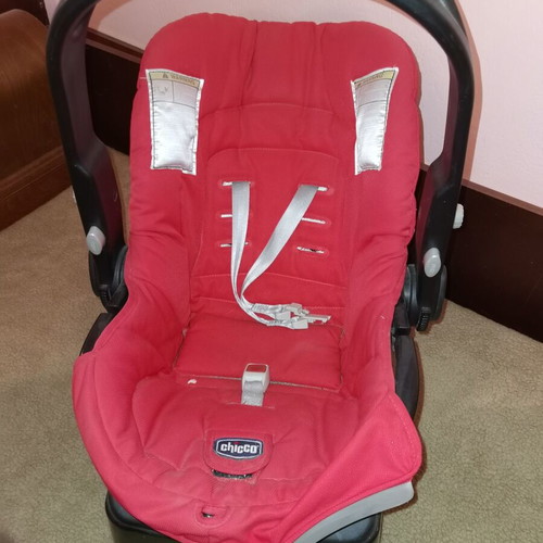 Chicco baby car seat used, red