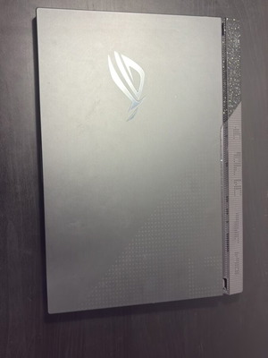 Asus ROG Strix G713RC φορητός υπολογιστής gaming, 17,3" 144Hz, Ryzen 7 6800H