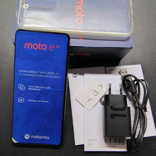 Motorola e14 Android 14 smartphone like new, 4GB RAM 64GB storage