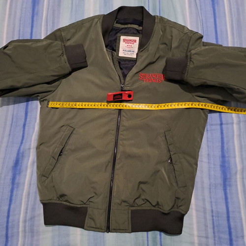 Flight bomber jacket Stranger Things Pull & Bear new, size S, khaki