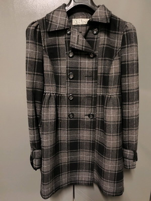 Pull & Bear coat like new, size M, black and gray